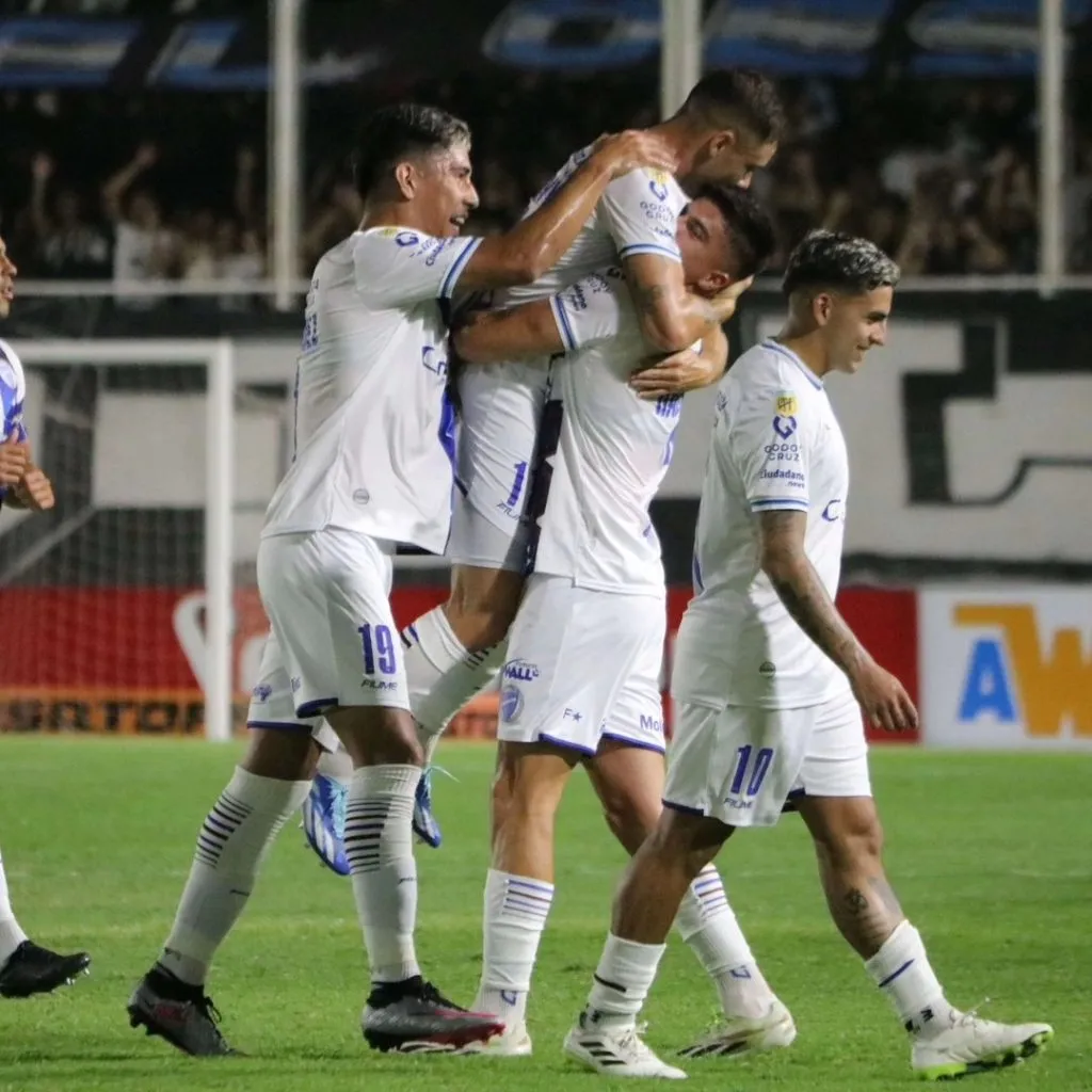Godoy Cruz juega este sábado en la previa del duelo ante Colo Colo por Copa Libertadores. Imagen: Instagram Godoy Cruz
