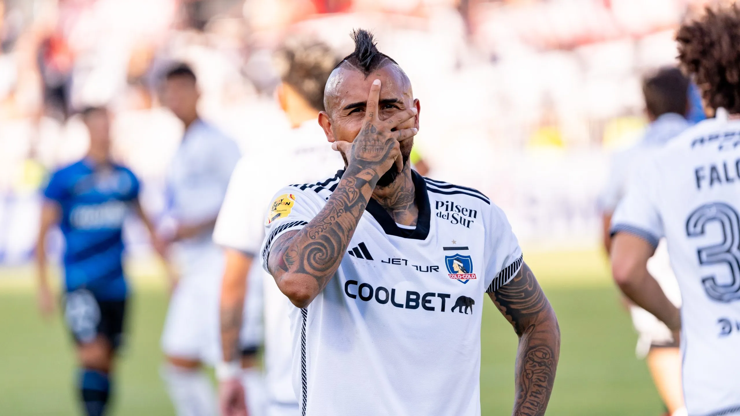 Arturo Vidal tiene su lugar fijo en el esquema de Colo Colo. Imagen: Guille Salazar/DaleAlbo