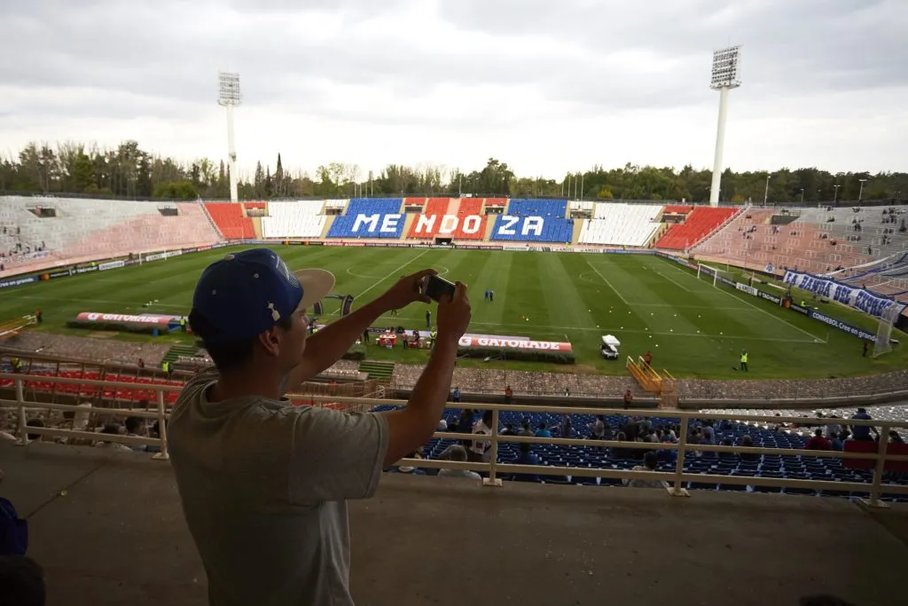 El Malvinas Argentinas recibirá a hinchas albos | Foto: Getty