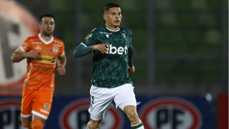 Lucas Cepeda está a una firma de Colo Colo.