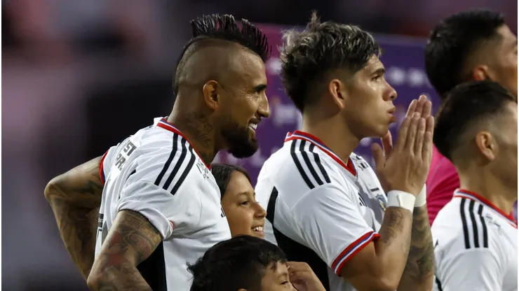 Arturo Vidal se la juega con el futuro de Carlos Palacios en Colo Colo.