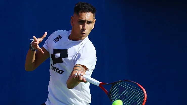 Alejandro Tabilo abre la serie vs Juan Pablo Varillas en la Copa Davis.