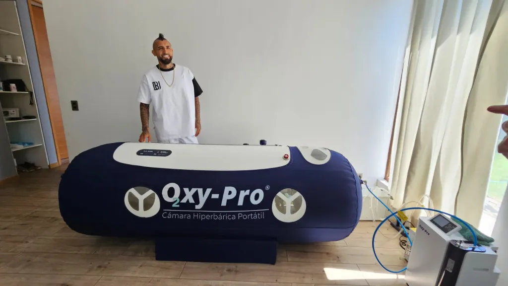 Arturo Vidal y su cámara hiperbárica para regresar al 100% en Colo Colo.