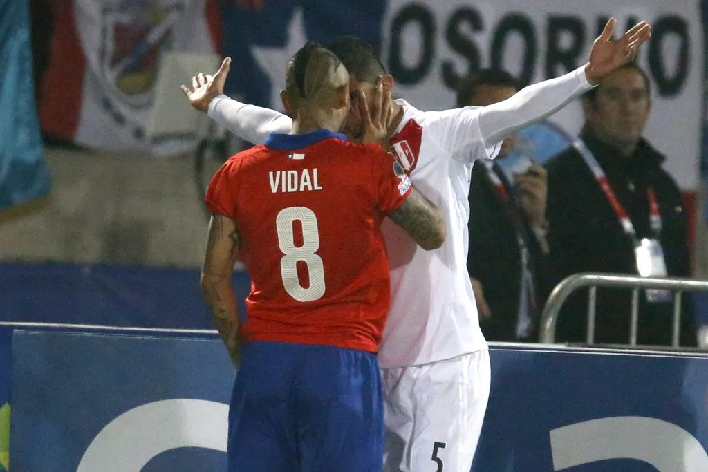 Carlos Zambrano palpitó el reencuentro con el King, con quien sacó chispas en un duro cruce en la semifinal de la Copa América 2015.