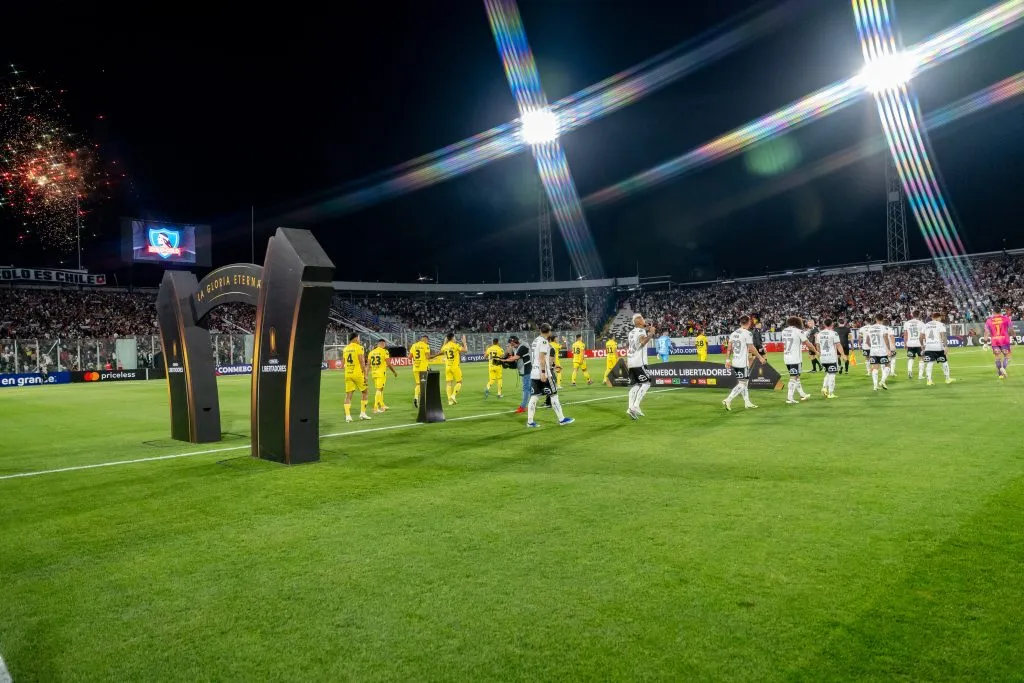 Colo Colo en el partido con Sportivo Trinidense. (Foto: Guillermo Salazar/DaleAlbo)