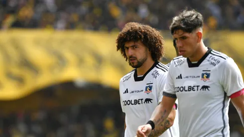 Mago Valdivia defiende a Maximiliano Falcón luego de polémica en Colo Colo vs Coquimbo Unido.