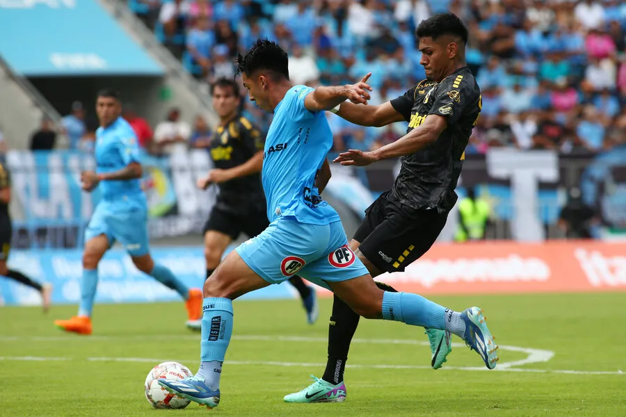 Deportes Iquique terminó como líder en la fecha 4. Imagen: Alex Diaz/Photosport