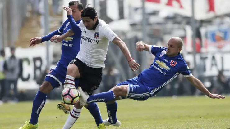 Jaime Valdés jugando ante Universidad de Chile.