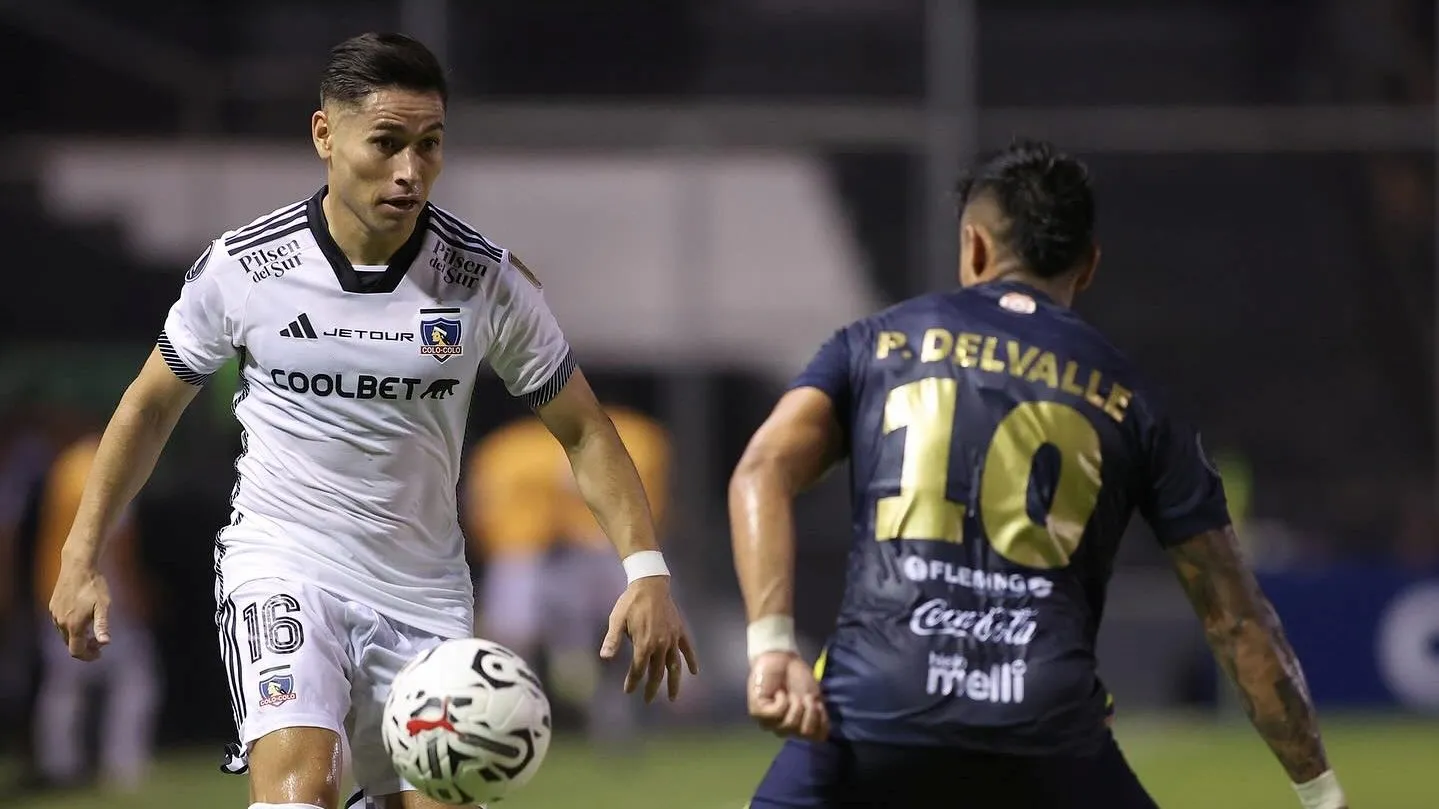 Óscar Opazo en el Colo Colo vs Sportivo Trinidense. (Foto: Colo Colo)