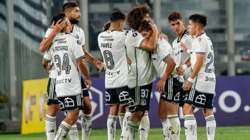 Colo Colo juega esta noche con Sportivo Trinidense.