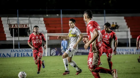 Trinidense perdió y sigue colista antes de enfrentar a Colo Colo.
