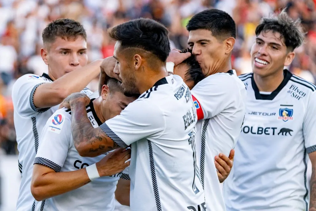 El Cacique venció por 2 a 0 a Huachipato y trepó al segundo lugar de la tabla de posiciones.