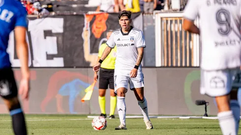 Carlos Palacios pone paños fríos tras salir con molestias del triunfo de Colo Colo.
