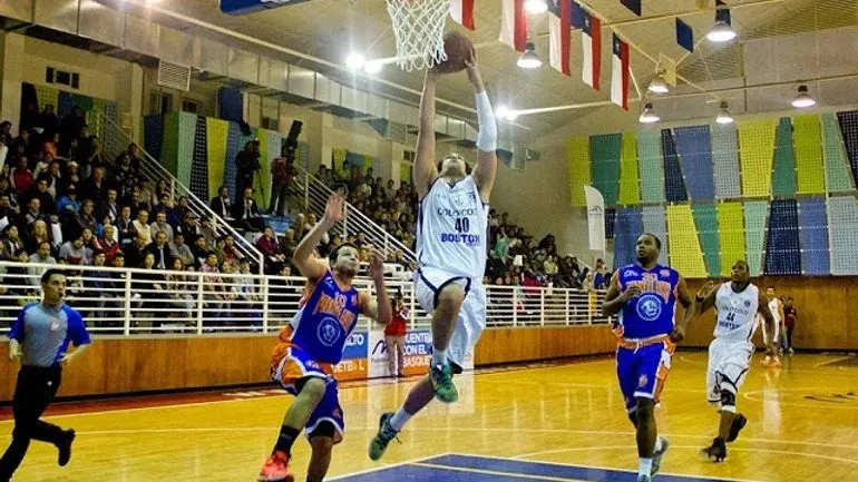 José Ignacio Collao vistiendo la camiseta de Colo Colo en la temporada 2014