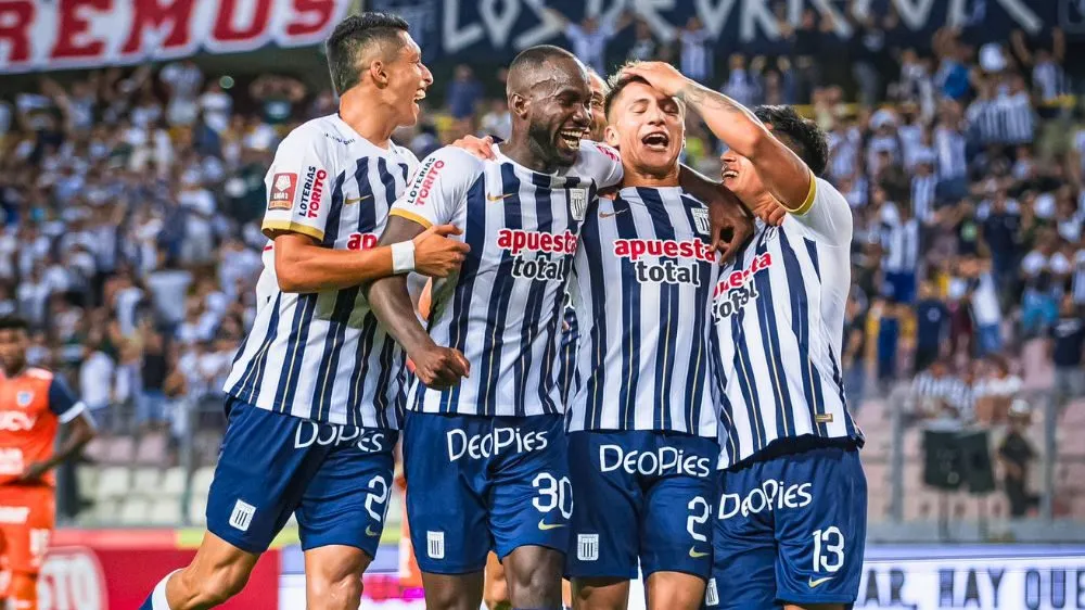 Alianza Lima llega en buen momento a enfrentar a Colo Colo por Copa Libertadores.
