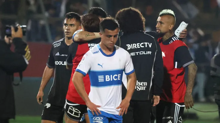 En Colo Colo no escuchan las críticas por su desempeño.