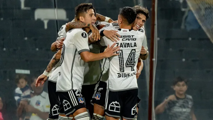 Colo Colo visita a Universidad Católica en el estadio Santa Laura en una nueva versión de El Clásico, que podrás ver en TNT Sports Premium y Estadio.com.