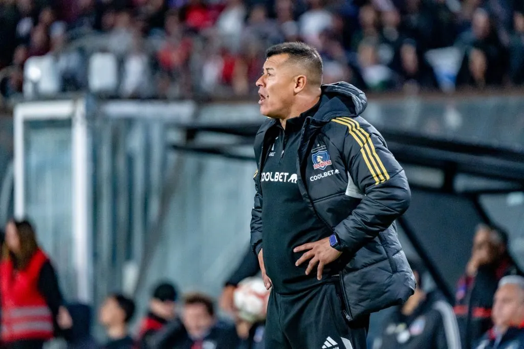 Jorge Almirón es respaldado en Colo Colo. Imagen: Guille Salazar/DaleAlbo