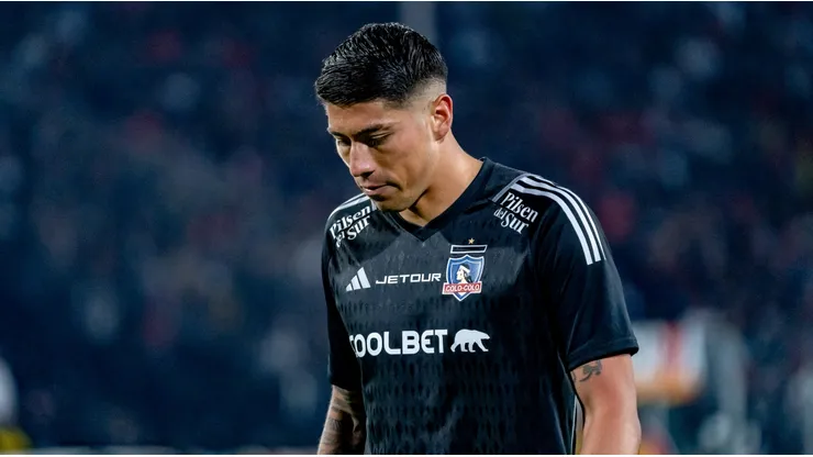 Brayan Cortés vio la cartulina roja en Colo Colo.