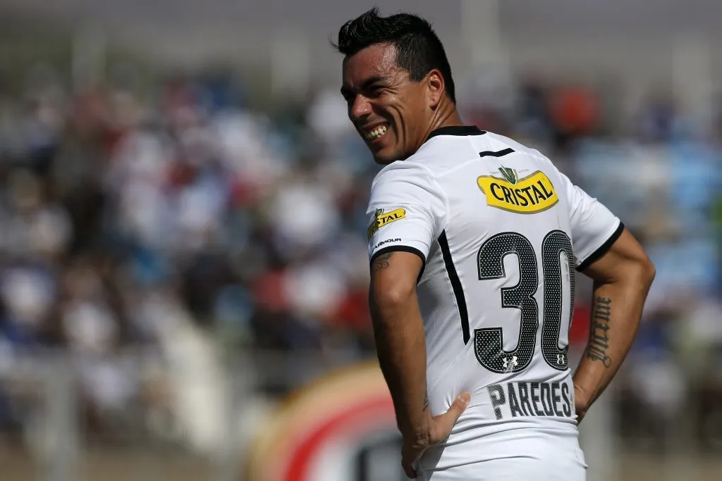 Esteban Paredes con la camiseta número 30 en Colo Colo. 