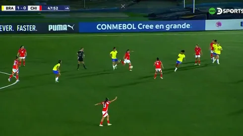 El remate de larga distancia de Nicole Carter.