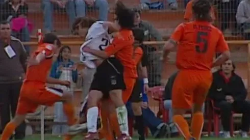 La polémica patada de Jonathan Cisternas a Jorge Valdivia aparece en el video.