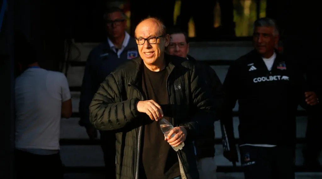 Alfredo Stöhwing valora su gestión en Colo Colo.