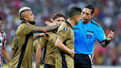 Colo Colo deberá pagar por las tarjetas amarillas. | Imagen: Photosport.