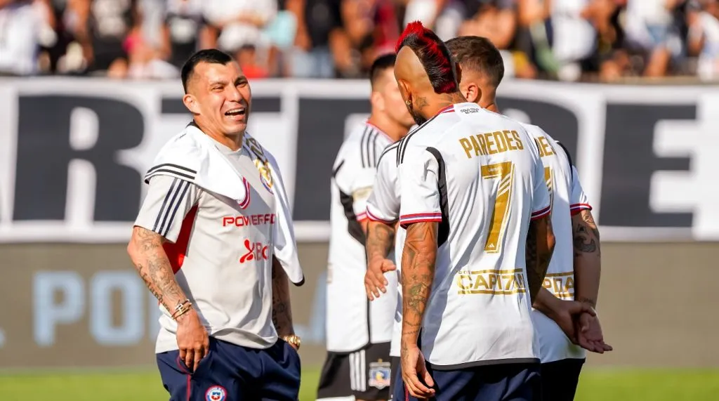 Gary Medel tiene una gran relación con los jugadores de Colo Colo.