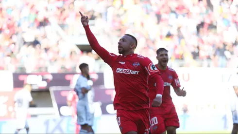 Bernardo Cerezo aumenta las cifras para Ñublense sobre Colo Colo.