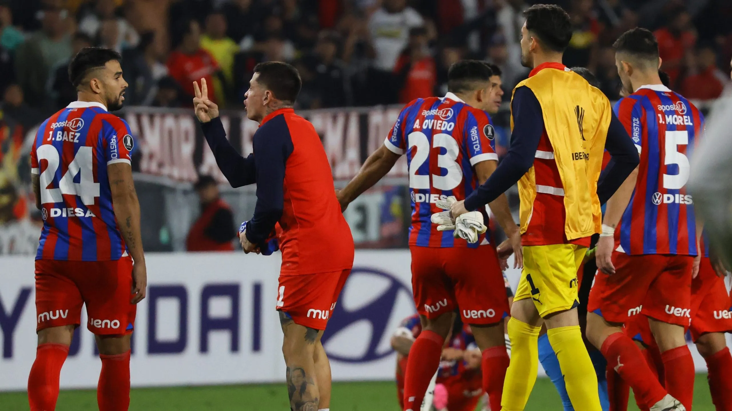 Cerro Porteño perdió en el último minuto ante Colo Colo
