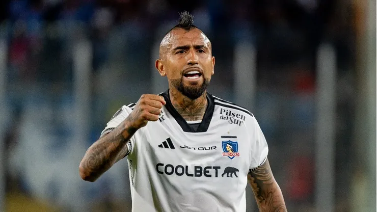 Arturo Vidal juega, aunque no juegue en Colo Colo.