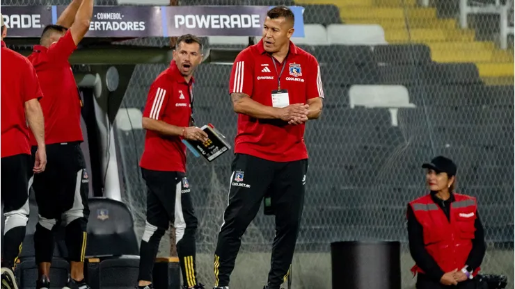 Almirón habló previuo al debut de Colo Colo en la Libertadores.