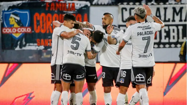 Colo Colo está a seis puntos del líder en el torneo nacional.