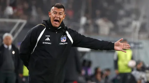 Jorge Almirón llama a la tranquilidad y hace promesa en Colo Colo.