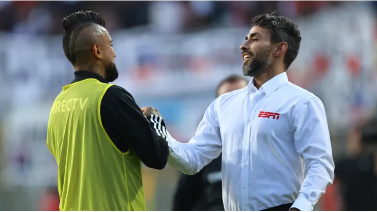 Jorge Valdivia elogia al Colo Colo de Jorge Almirón.