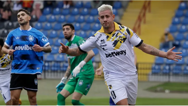 Lo que se sabe de los acercamientos de Rodrigo Holgado a Colo Colo.