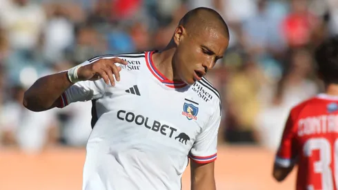 Leandro Benegas se queda, por ahora, en Colo Colo.