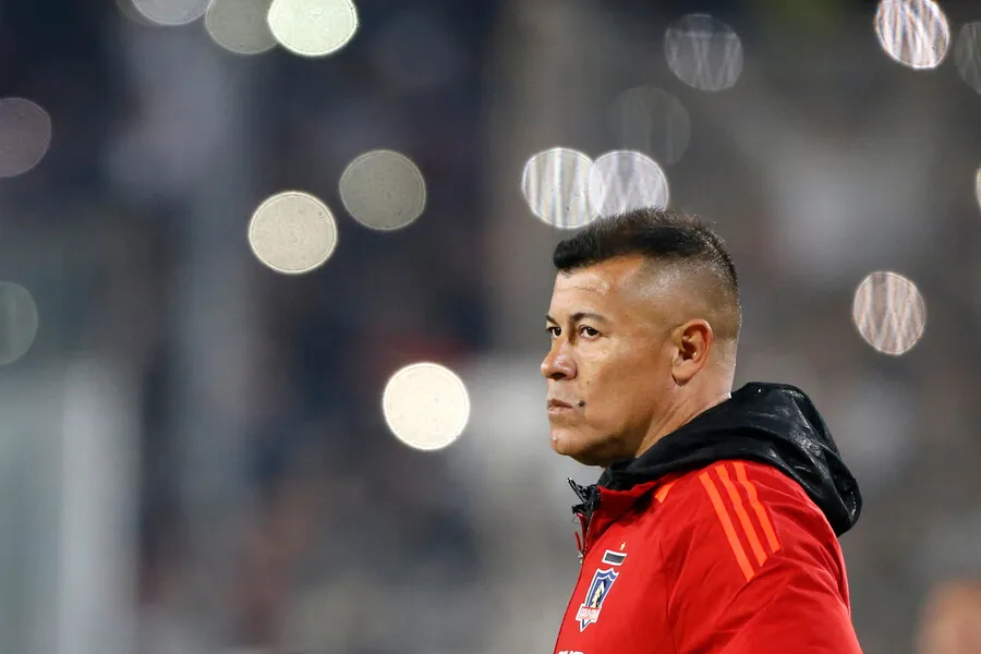 Jorge Almirón y Blanco y Negro ya buscan refuerzos para Colo Colo. Imagen: Jonnathan Oyarzun/Photosport