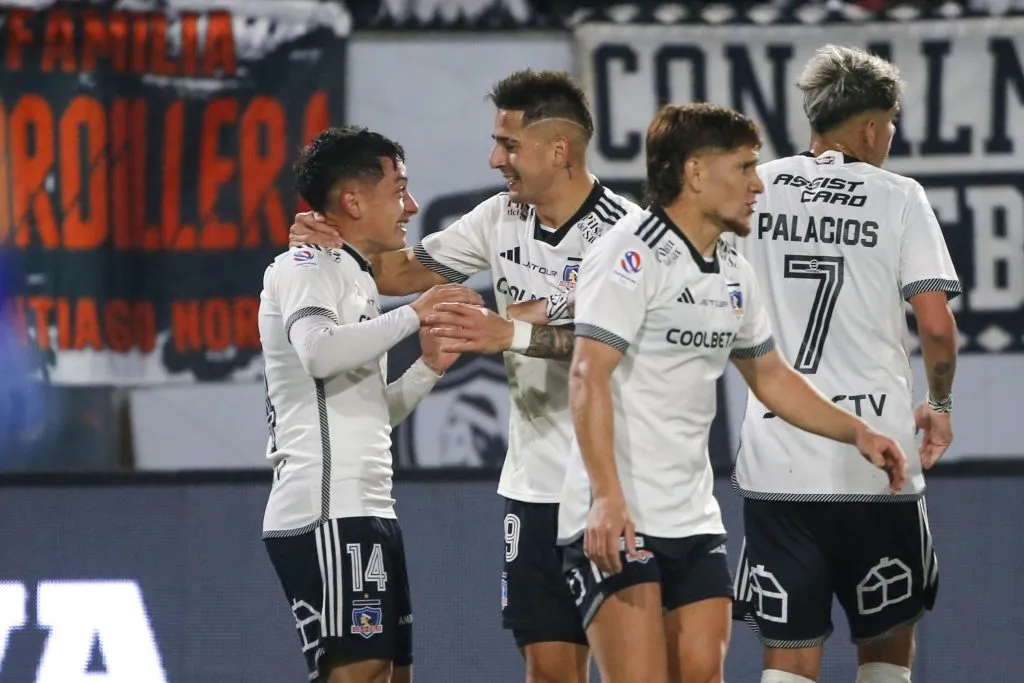 El Cacique venció a Palestino con anotaciones de Guillermo Paiva y Óscar Opazo y se metió en la pelea por el título. 