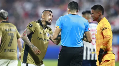 Vidal le saca canas a periodista peruana con Colo Colo: “Es insoportable…”.