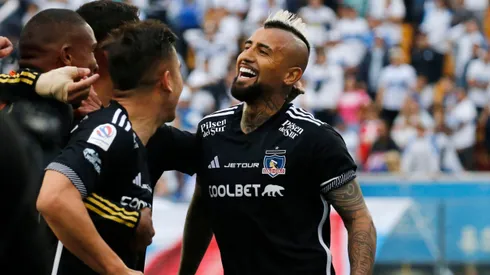 Vidal anota vía penal y pone nuevamente en ventaja a Colo Colo