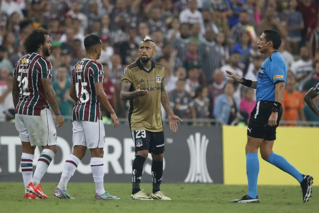 Colo Colo enfrentando a Fluminense en Maracaná. (Foto: Photosport)