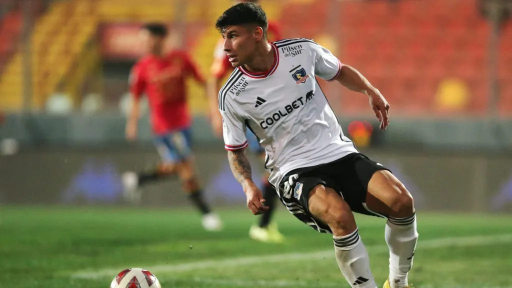 Alexander Oroz cerca de volver a jugar en Colo Colo.