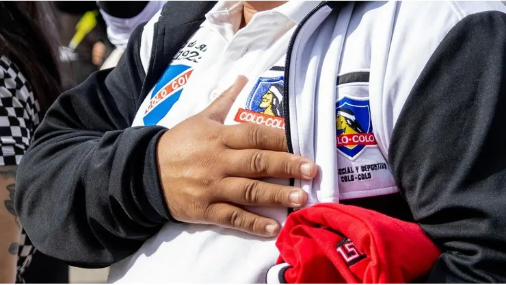 "Como el Colo Colo no hay", es el título del himno del Cacique.