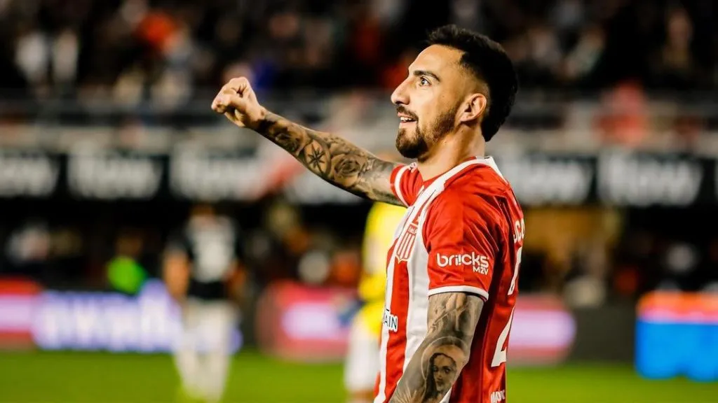 Javier Correa ya cruzó la cordillera para llegar a Colo Colo