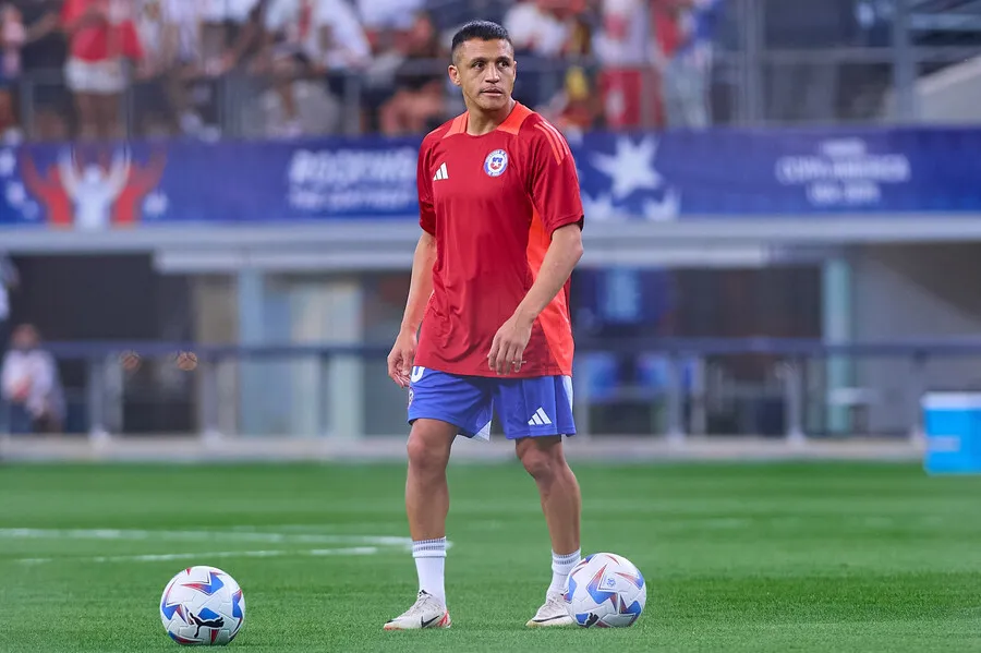 Alexis Sánchez asoma como titular en Chile para el duelo ante Argentina. Imagen: Jonathan Duenas/Mexsport/Photosport