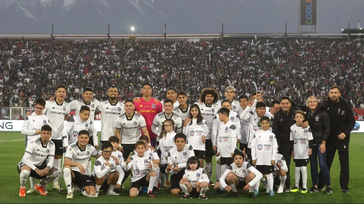 Colo Colo recibe a Universitario de Perú por un amistoso internacional.