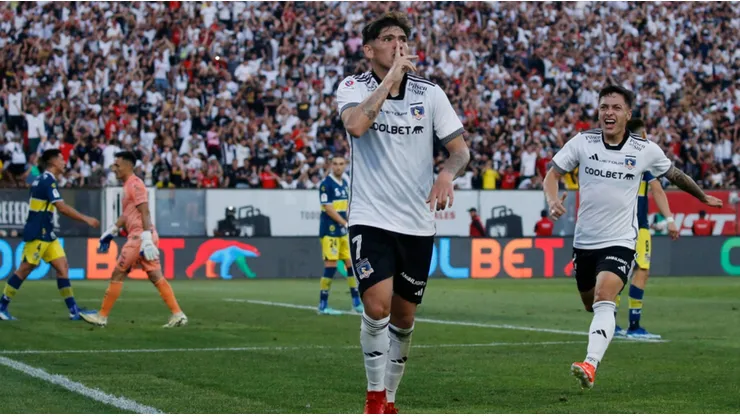 Carlos Palacios es baja en Colo Colo vs Santa Cruz. | Imagen: Photosport.