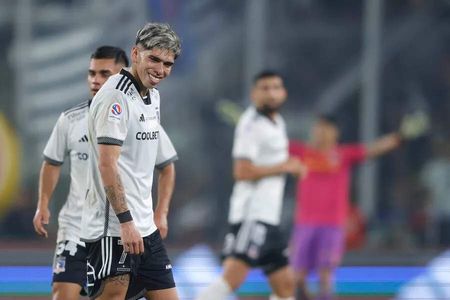Carlos Palacios y su futuro en Colo Colo. Imagen: Felipe Zanca /Photosport